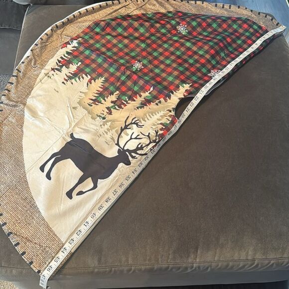 Christmas Tree Skirt Mat Plaid with Trees Reindeer & Snowflakes 47” NEW - Picture 9 of 11
